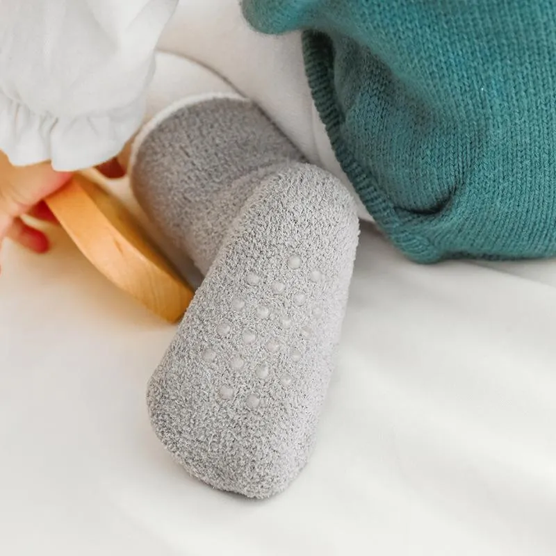 Animal Patch Plush Winter Baby Socks