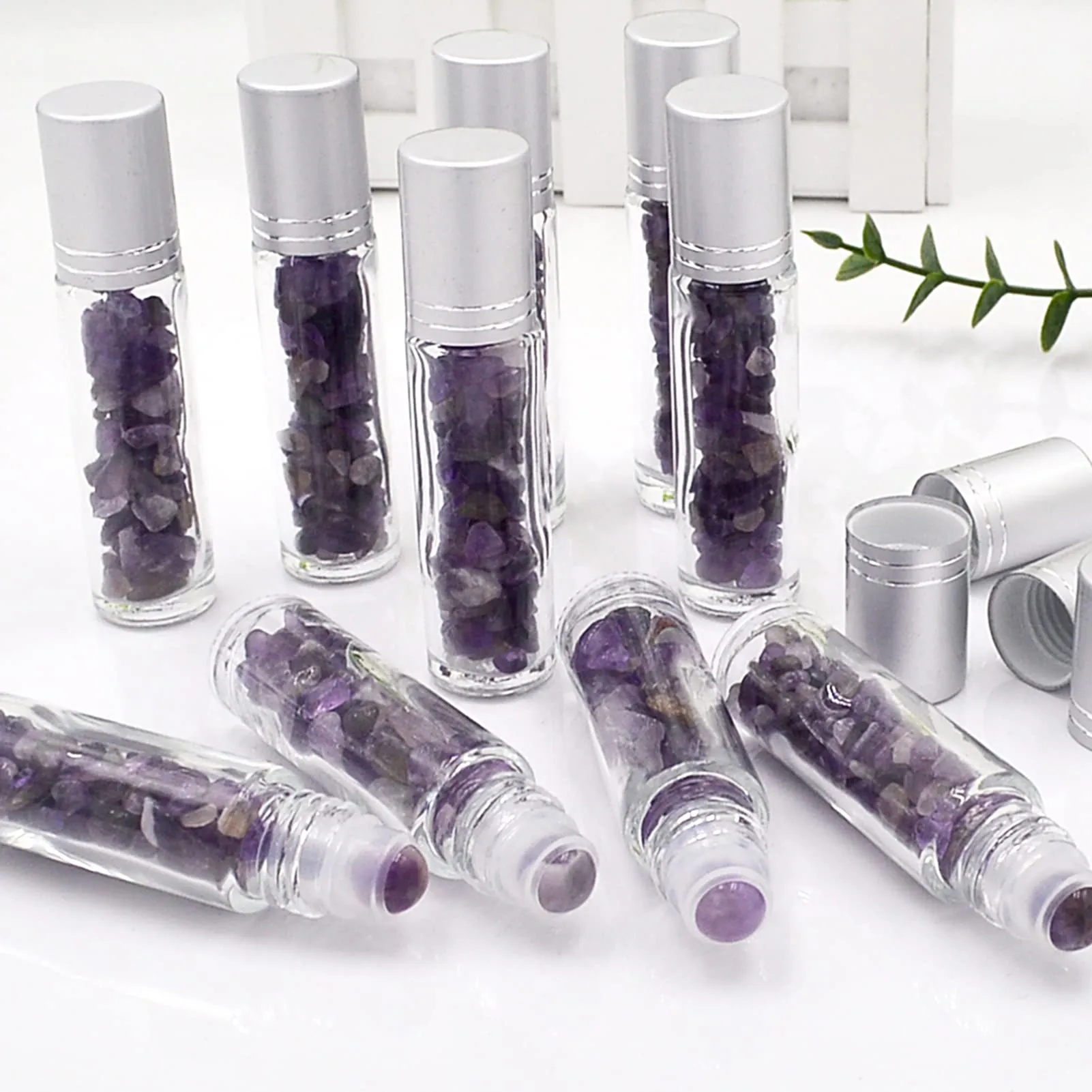 Essential Oil Roller Bottle EVA Carrying Travel Case and 10pcs Essential Oil Gemstone Roller Ball Bottles Frosted Glass Inside 10ml Healing Crystal Chips Feng Shui Roller (Amethyst)
