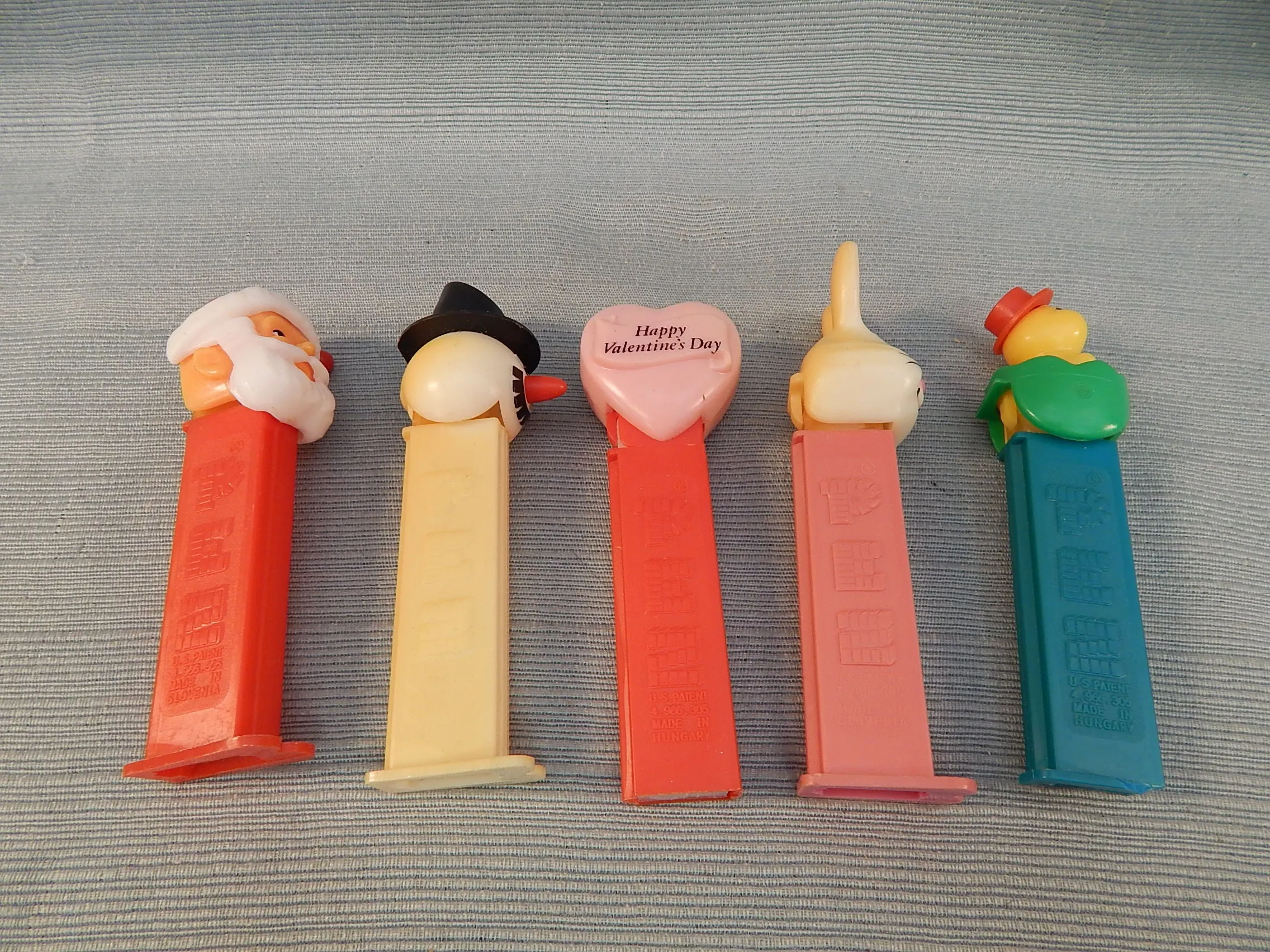 Vintage Holiday PEZ Dispensers- Lot of 5
